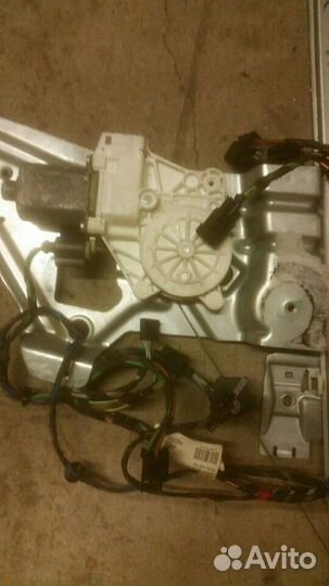 Стеклоподъёмник Mercedes Benz Sprinter 906