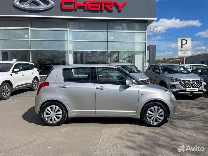 Suzuki Swift 1.3 МТ, 2006, 218 000 км