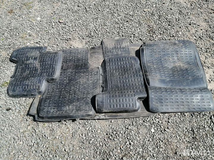 Автомобильные коврики
