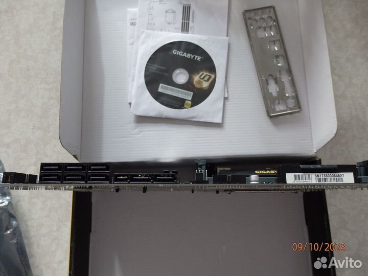 Мат плата с процессором и кулером