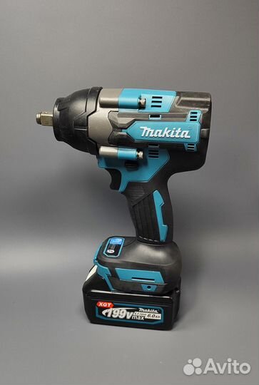 Гайковерт аккумуляторный Makita 800н.м