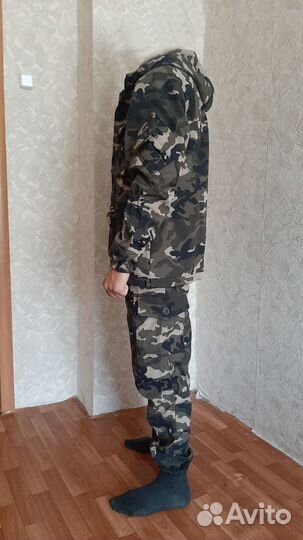 Костюм демисезонный