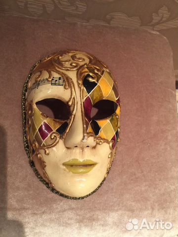 Маска венецианская