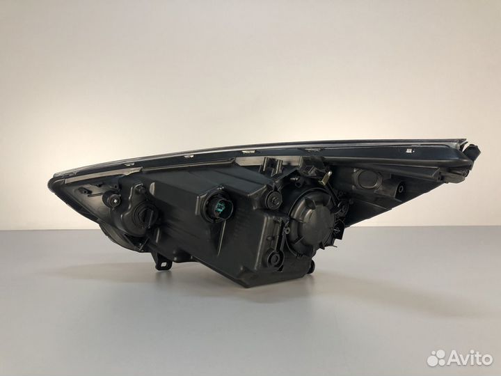 Фара правая Hyundai Solaris 1 2010-2014 аналог