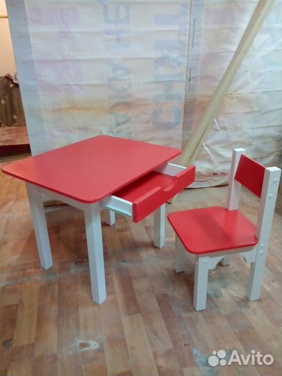 Стол и стул для детей