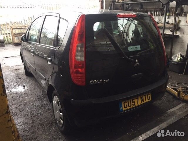 Разбор на запчасти Mitsubishi Colt