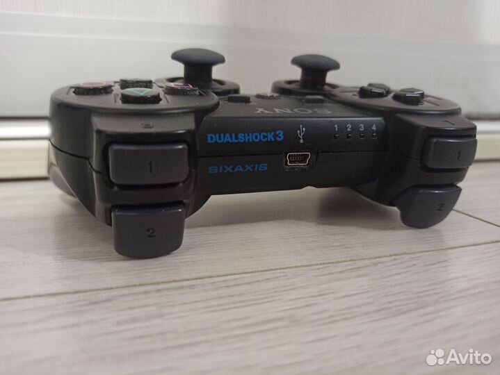 Оригинальный геймпад и Move для PS3