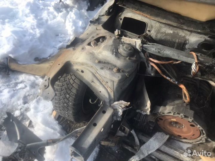 Четверть, лонжерон передний правый Audi A5 8T 3.2