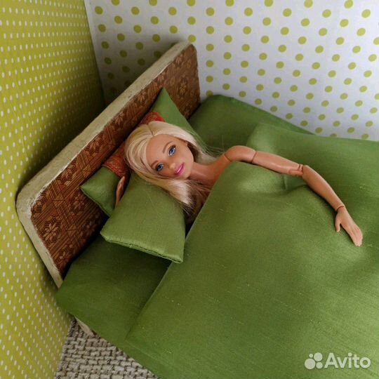 Комплект постельного белья с шелком для куклы