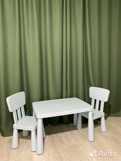 Детский стол и 2 стула IKEA маммут