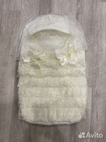 Продам конверт на выписку в отличном состоянии