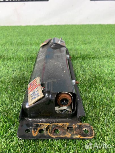 Подушка безопасности коленная пассажира Ford