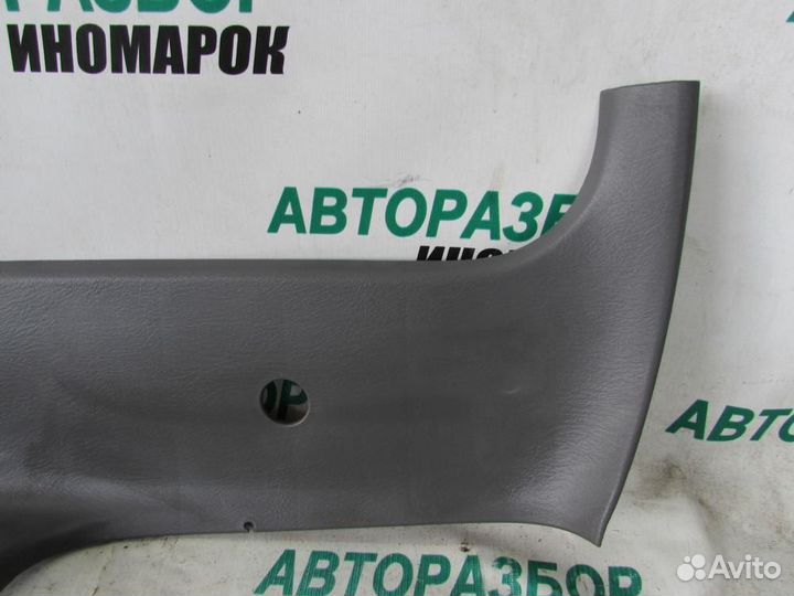 Обшивка стойки для Mazda BT-50 2006-2012г