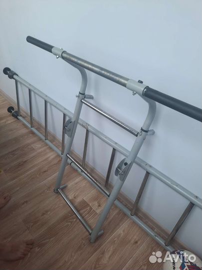 Турник распорный