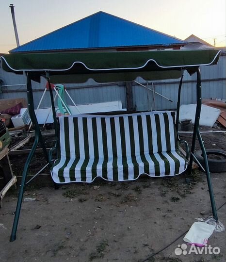 Качели садовые 3 местные новая
