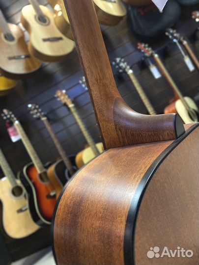 Электроакустическая гитара JET JDE-225 SSB