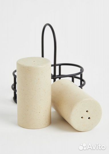 Мраморный поднос, молонка и перечница hm новые