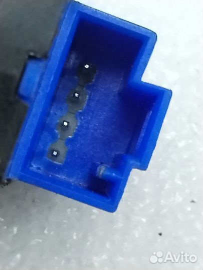 Кнопка блокировки дверей Skoda Octavia A5 1.8 cdab