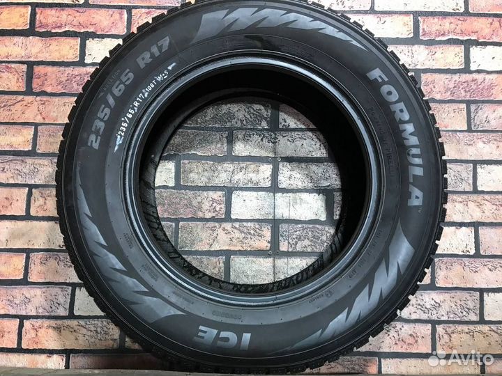 Formula Ice 235/65 R17