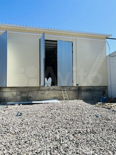 Склад, 1300 м²