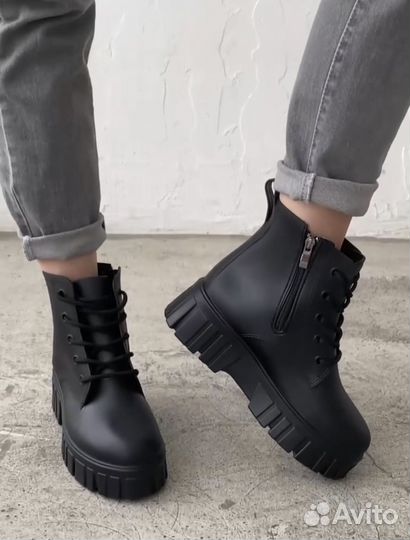 Резиновые сапоги (ботинки) новые