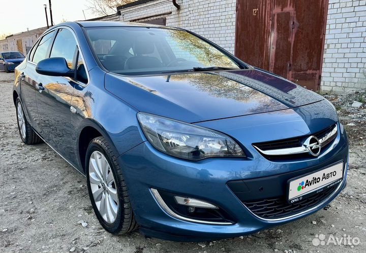 Opel Astra 1.6 AT, 2013, 74 200 км