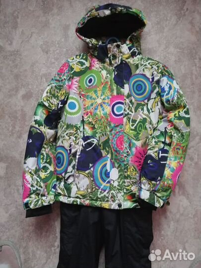 Горнолыжный костюм на рост 152