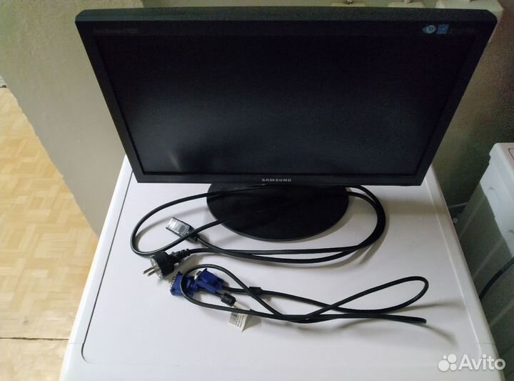 Монитор Samsung SyncMaster E1920N