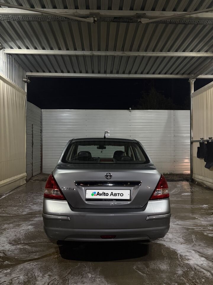 Nissan Tiida