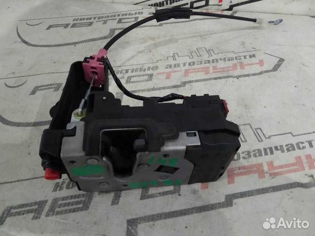 Замок двери opel astra H zafira задний A04 A05 L35