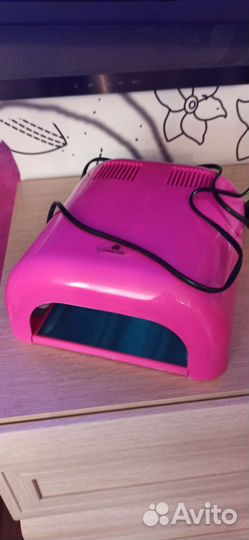 Лампа для ногтей