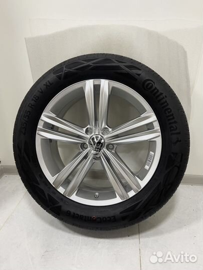 Новые Volkswagen Toguan, Michelin 235/55 R18