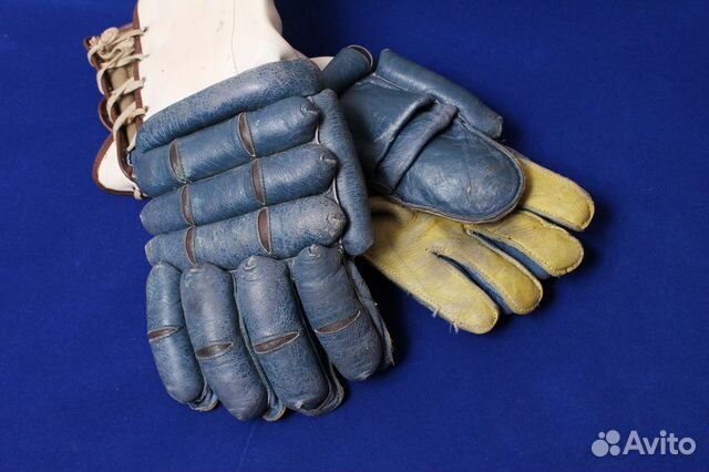 Краги хоккейные