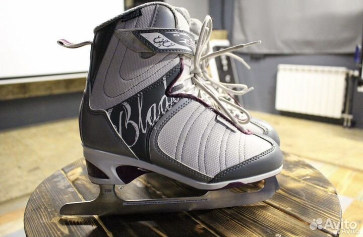 Ледовые коньки Bladerunner Vela XT р-р 36/38