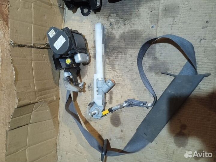 Ремень безопасности Renault Koleos