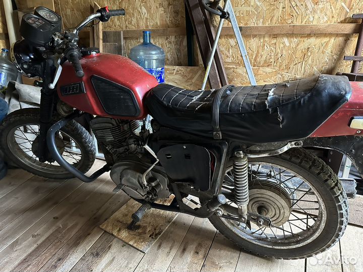 Мотоцикл иж Планета 5