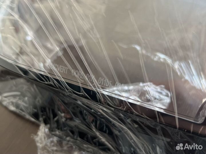 Стекло правой фары BMW 3 g20