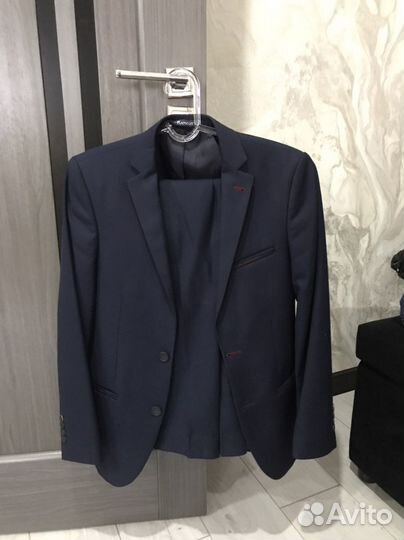 Мужской костюм смокинг