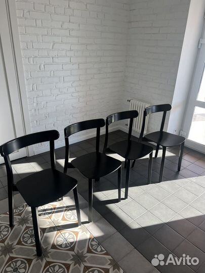 Стулья кухонные деревянные