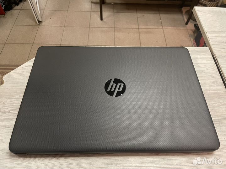 Ноутбук HP 15s-fq0094ur