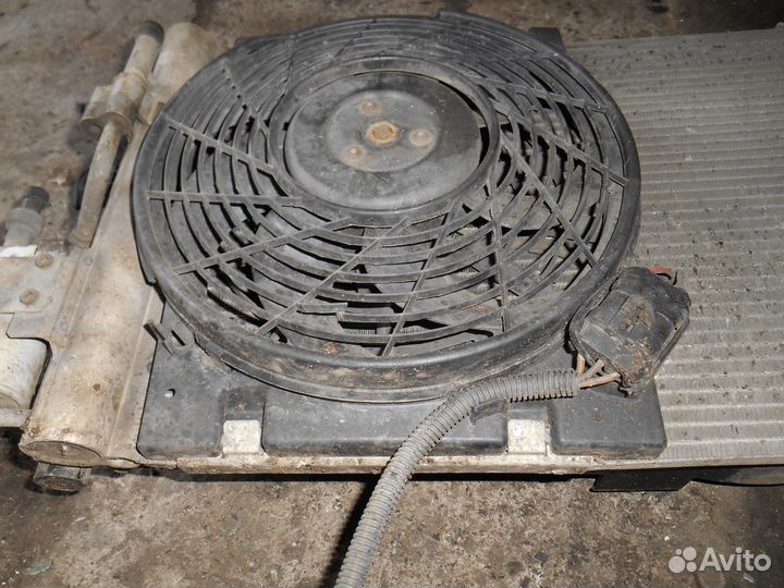 Вентилятор кондиционера 90570741 Opel Zafira A F75