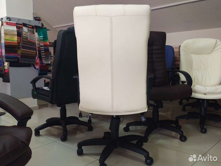 Кресло руководителя Атлант