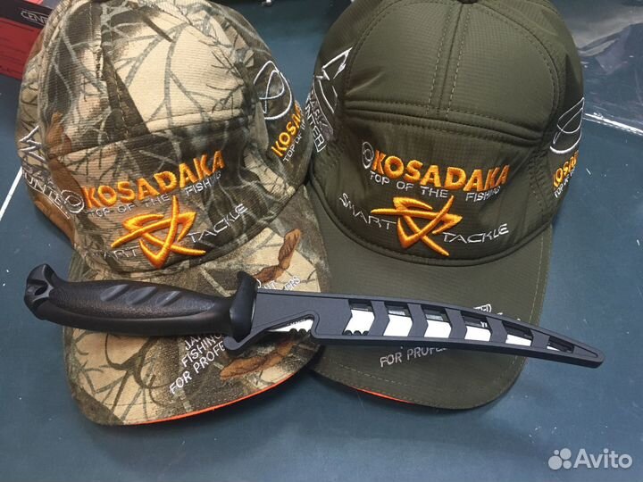 Теплая бейсболка с ушами + филейный нож