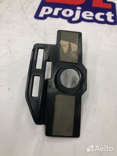 Кронштейн датчика парковки Audi Q7 4M 2015-2020