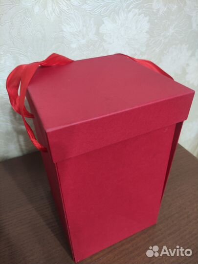 Роза в колбе голубая