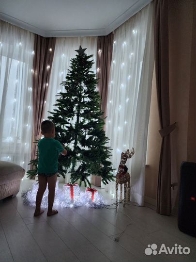 Елка искусственная