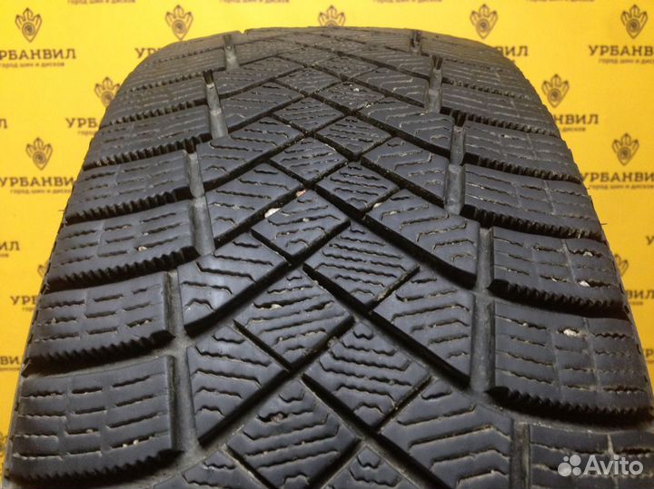 Pirelli Ice Zero 205/55 R16