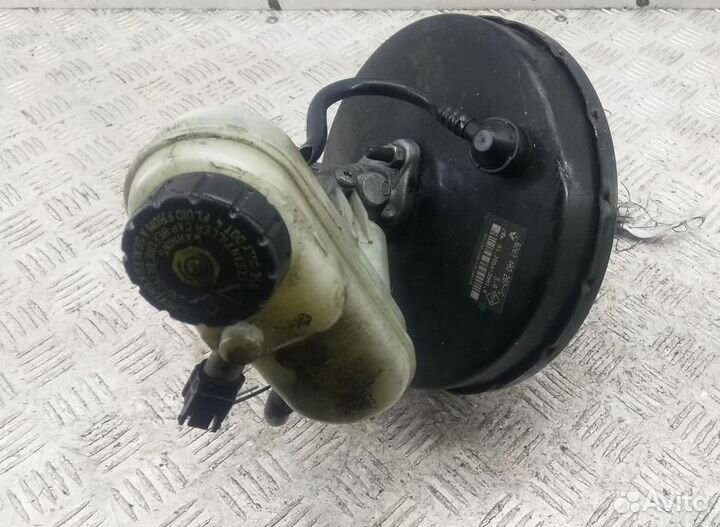 Усилитель тормозов вакуумный Renault Twingo