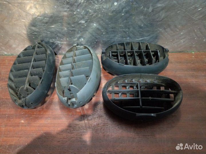 Дефлектор торпеды Renault Megane 1 универсал