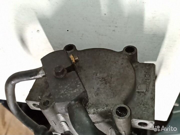 Компрессор кондиционера Ford Focus 1 седан 2.0I